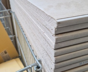 Ghidul liniștii: straturile ideale pentru pereți din gips-carton cu izolare fonică de top