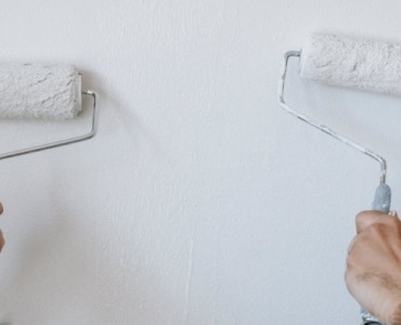 Renovare din temelii sau reîmprospătare isteață? Alege transformarea perfectă pentru casa ta